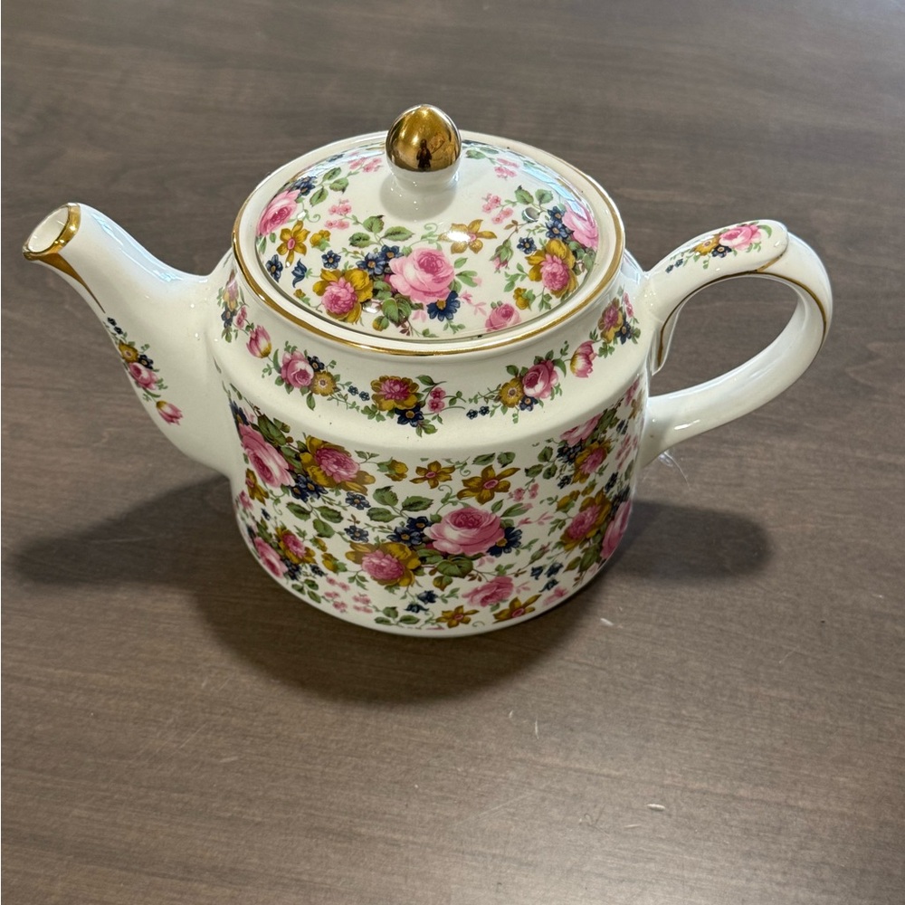 Vintage Salder Teapot made exclusively for The Victoria Secret Co Pink Floral